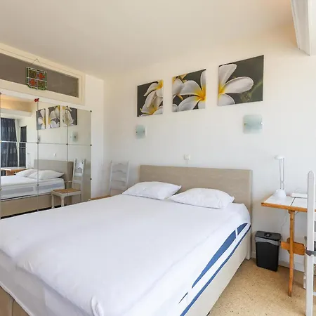 2000 - 0302 + Park. 3 * Middelkerke